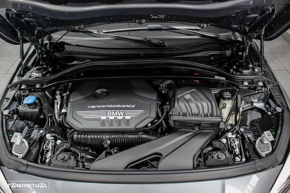 BMW M135i xDrive - 27