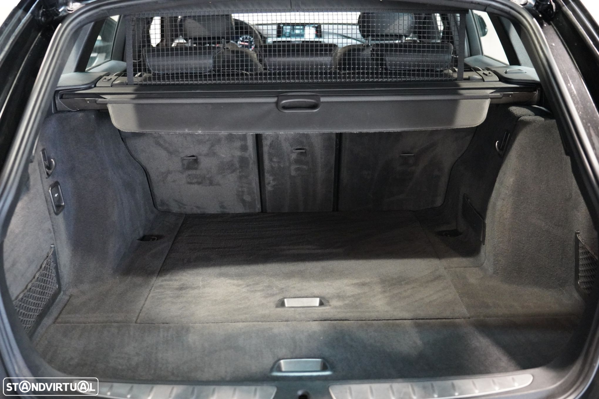 BMW 318 i Touring Pack M Auto - 29