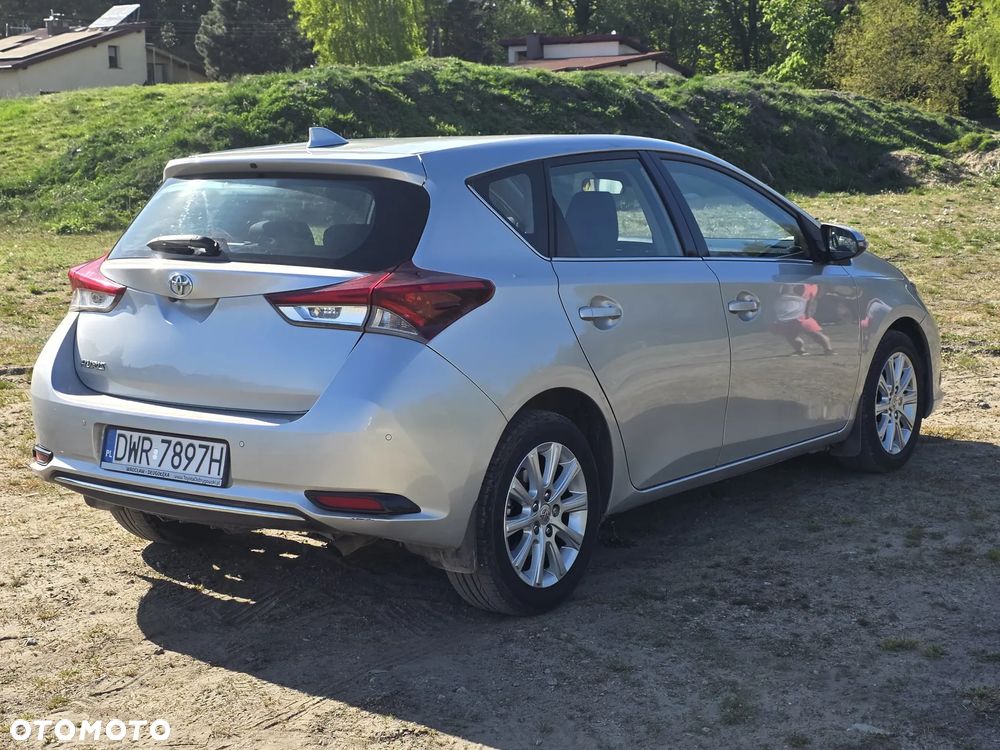 Toyota Auris 1.6 Classic Plus - 3