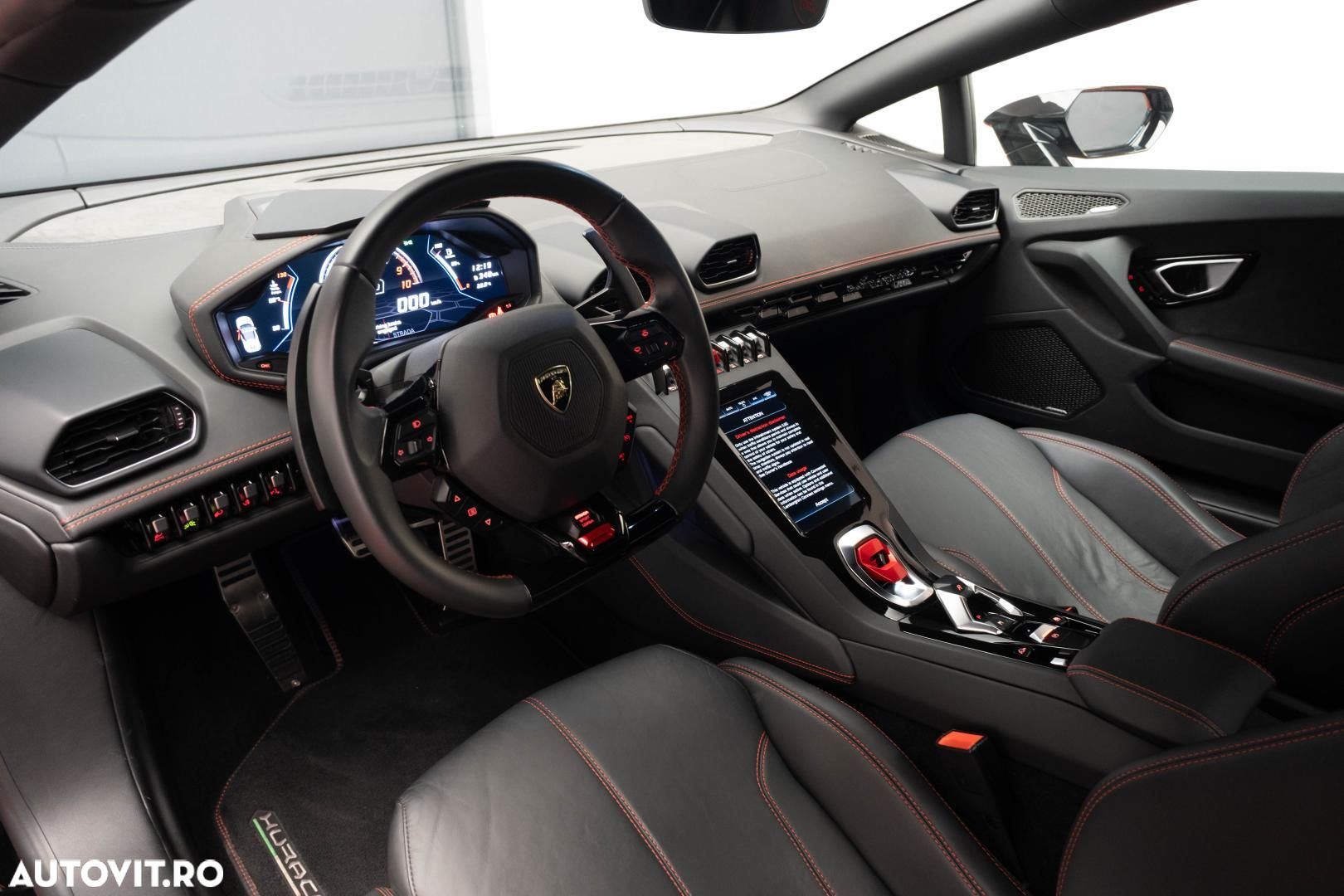 Lamborghini Huracan EVO Spyder - 19