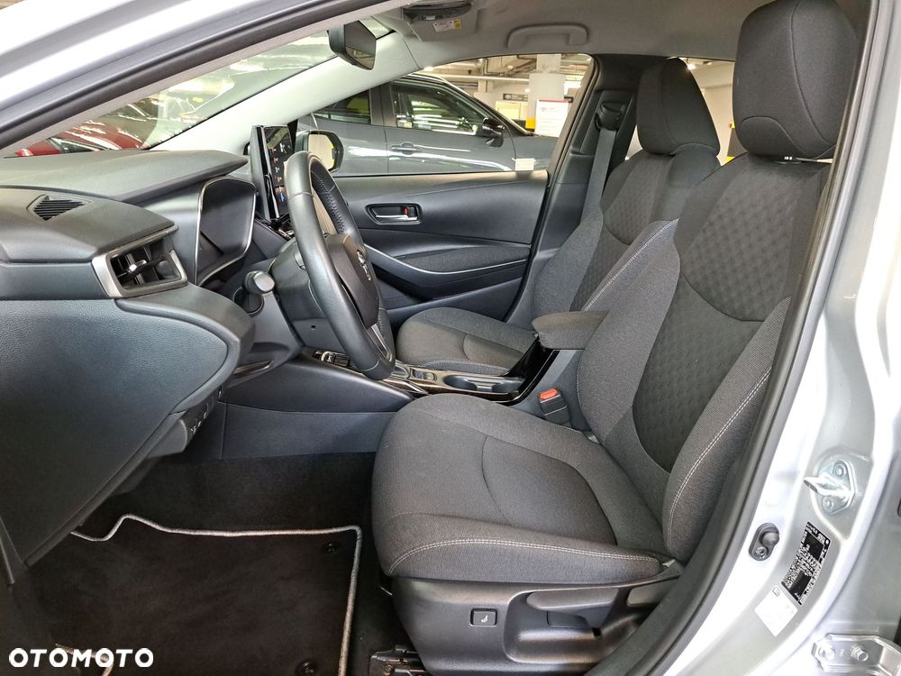 Toyota Corolla 1.8 Hybrid Comfort - 12