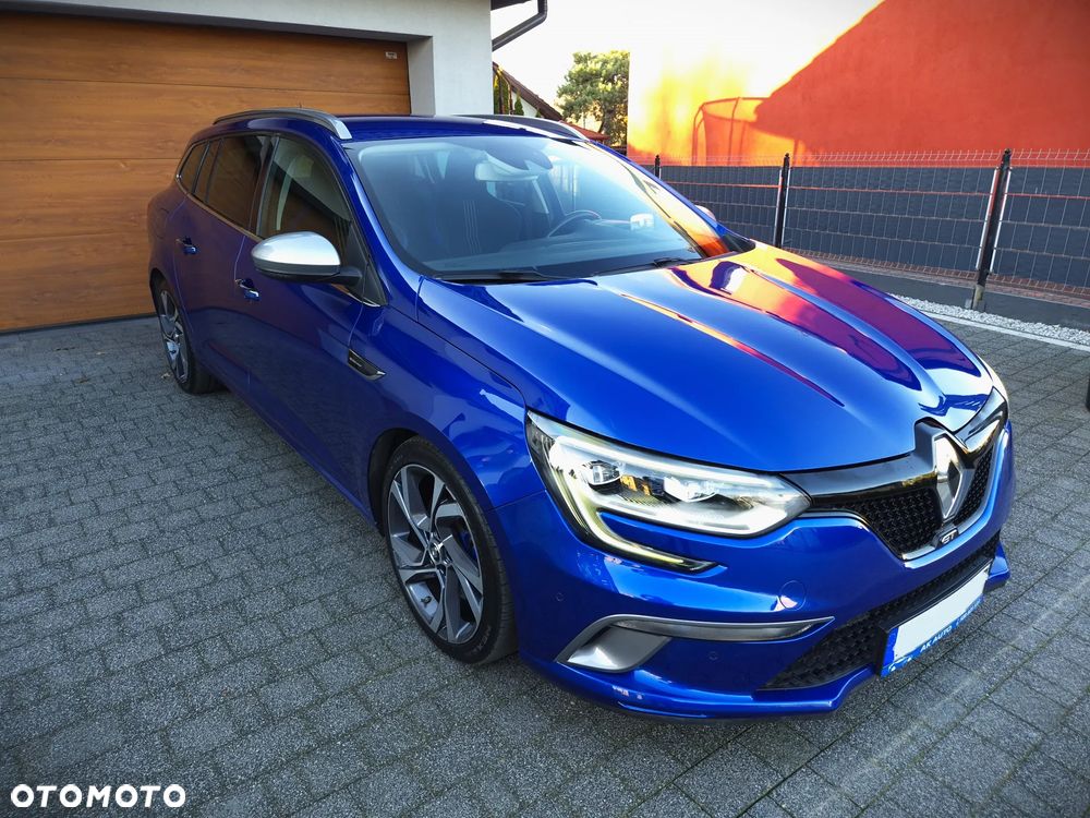 Renault Megane ENERGY TCe 205 EDC GT - 3