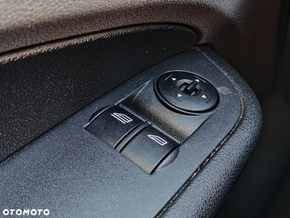 Ford Focus 1.4 16V Concept - 21