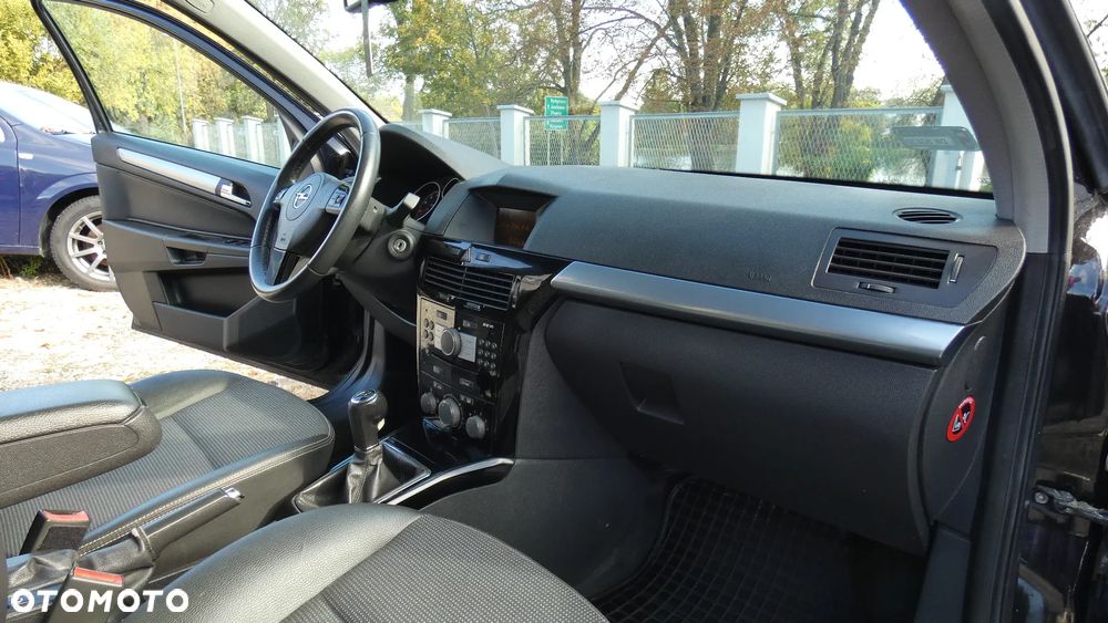 Opel Astra - 17