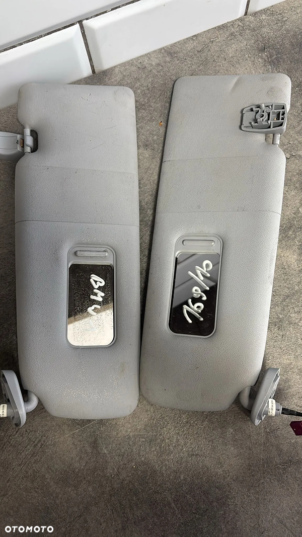 BMW E87 04-07 2.0B osłona przeciwsłoneczne prawa lewa    169/10