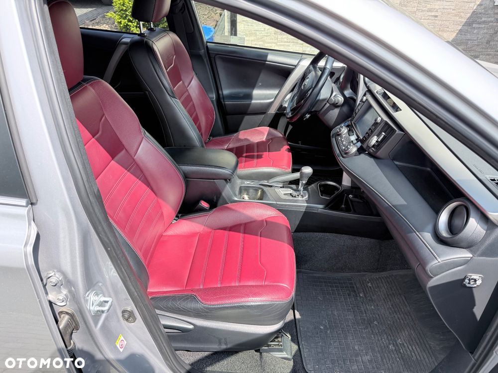 Toyota RAV4 Hybrid Prestige 4x4 - 8