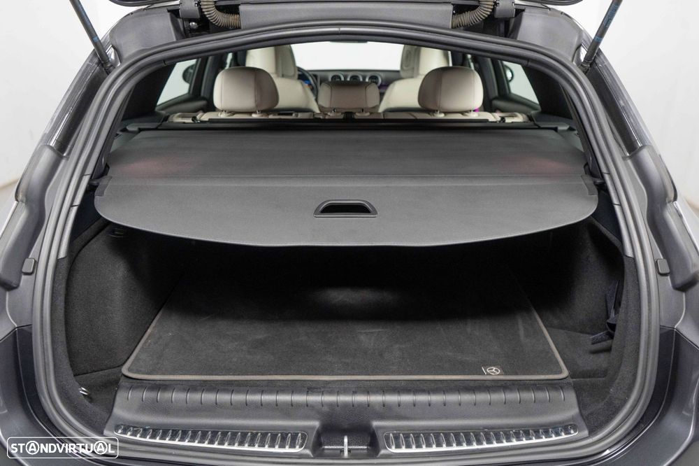 Mercedes-Benz C 300 e - 13