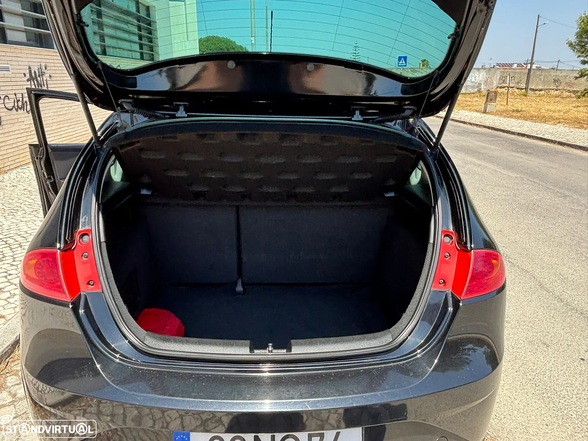 SEAT Leon 1.6 TDI Copa - 2