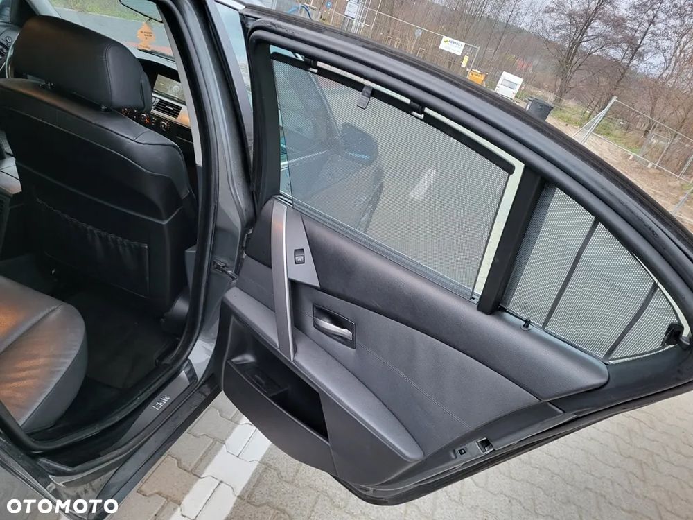 BMW Seria 5 530i - 17