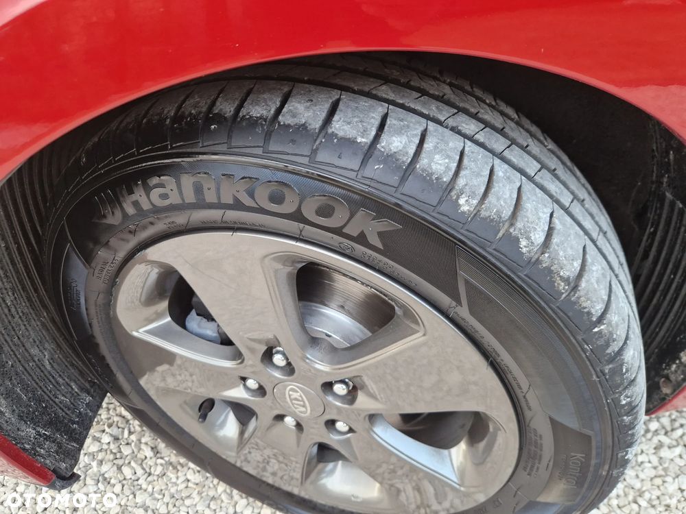 Kia Ceed 1.4 CVVT Fifa World Cup Edition - 30