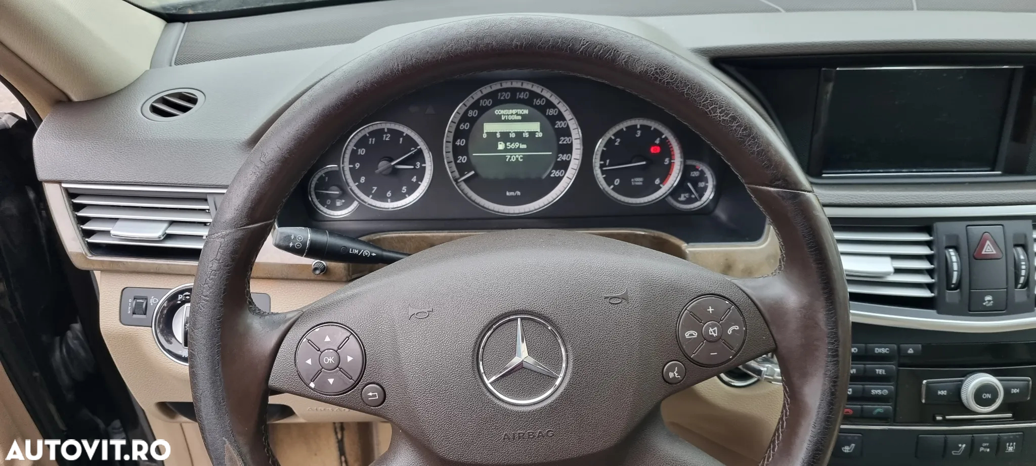 Mercedes-Benz E 250 CDI BlueEfficiency - 9