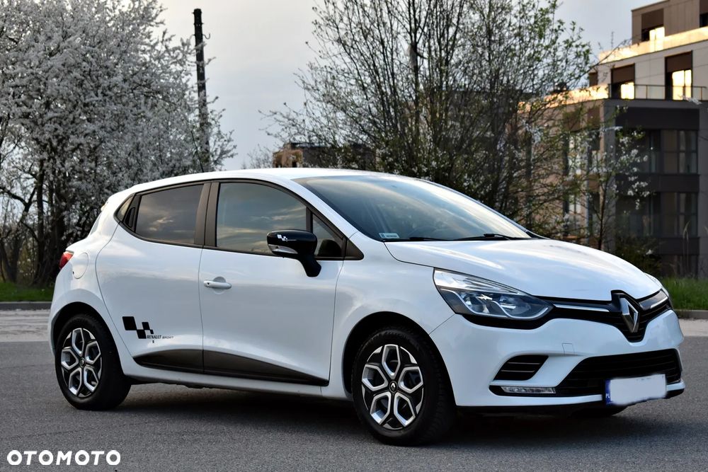 Renault Clio 0.9 Energy TCe Limited EU6 - 13