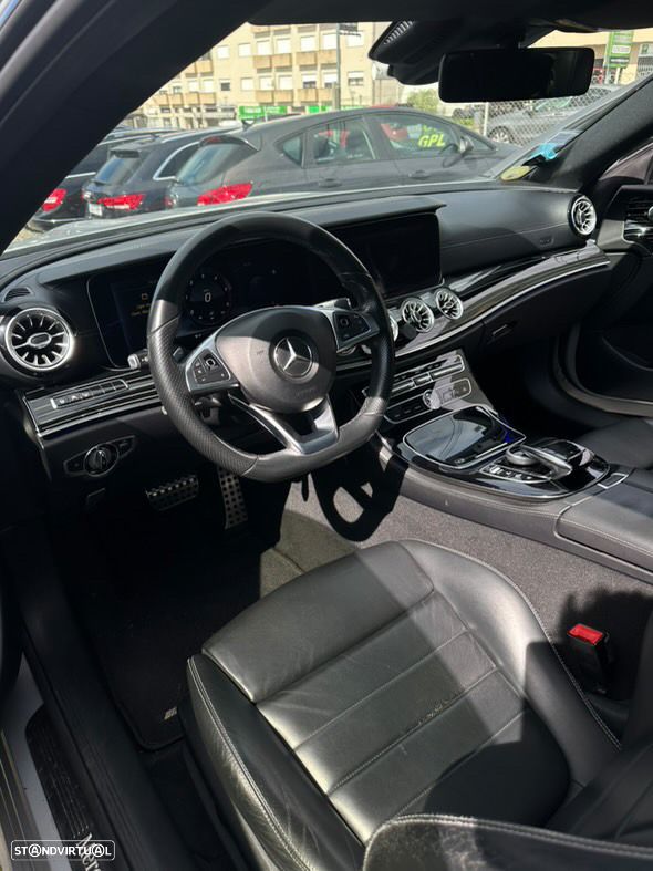 Mercedes-Benz E 350 d 4Matic 9G-TRONIC AMG Line - 4