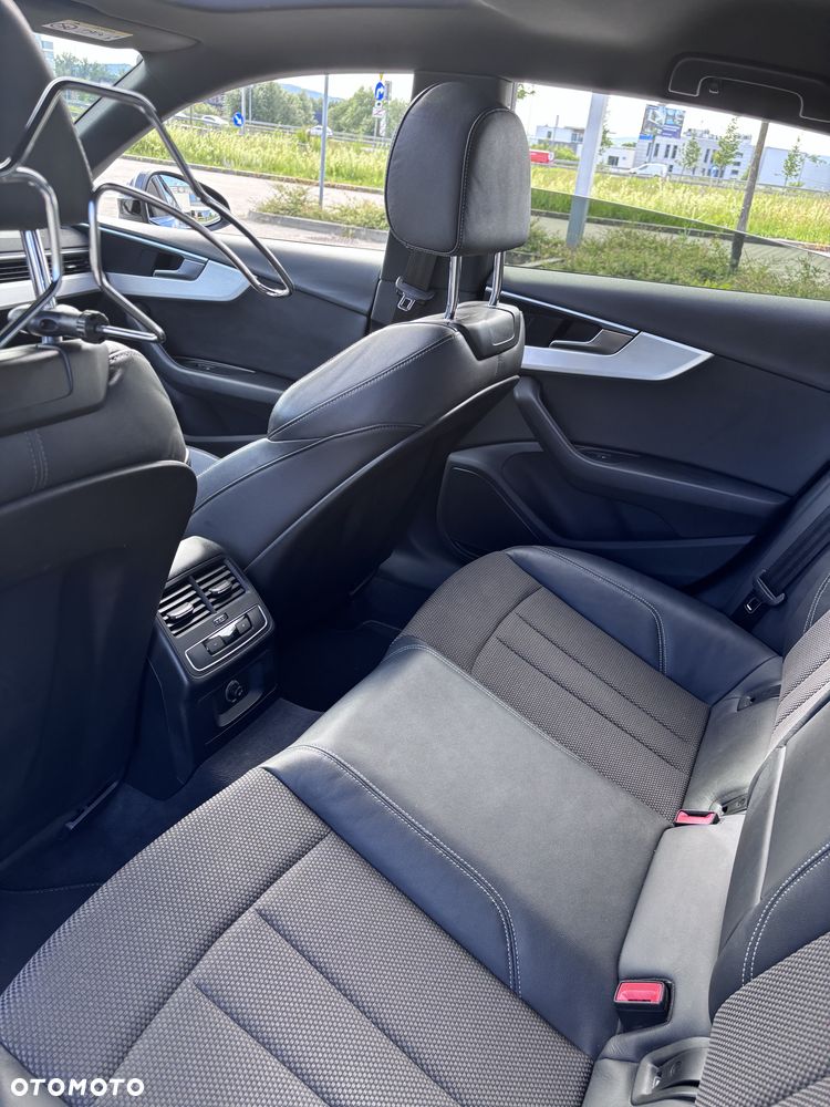 Audi A5 Sportback 40 TDI quattro S tronic sport - 32