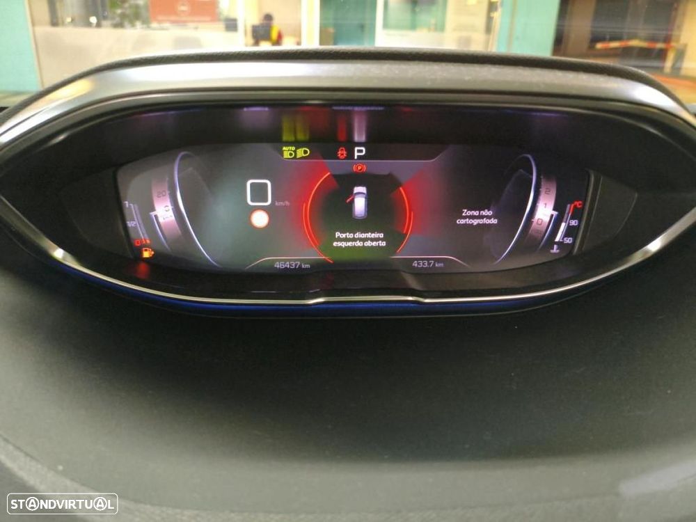 Peugeot 3008 1.2 PureTech GT Pack EAT8 - 6