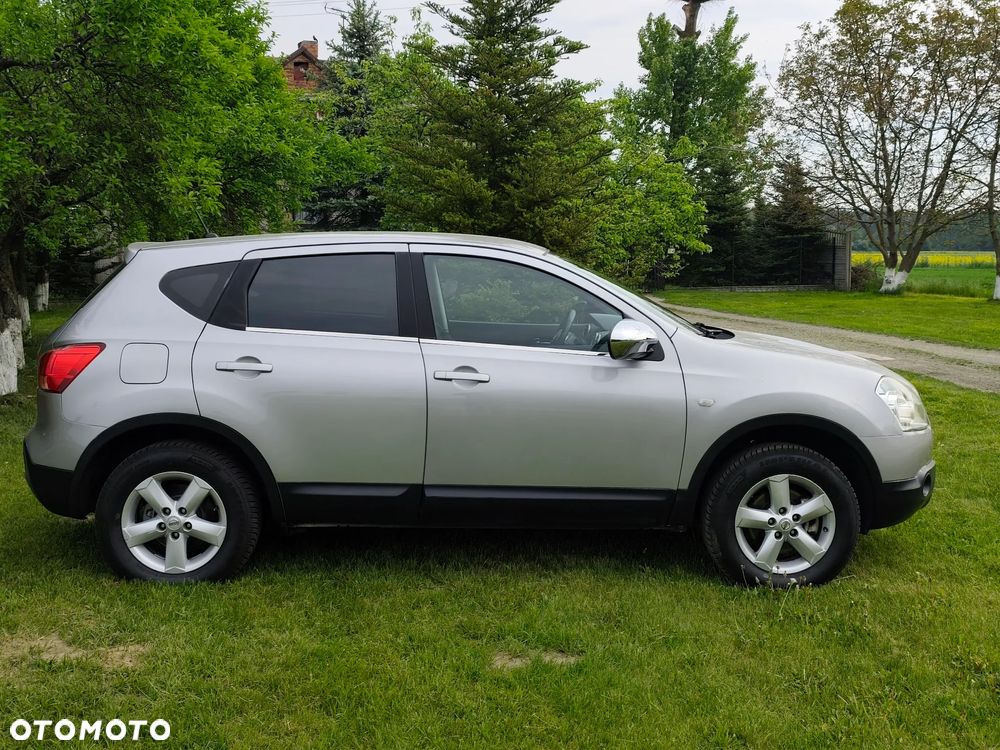 Nissan Qashqai 1.6 visia - 40