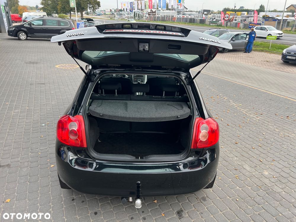 Toyota Auris - 25