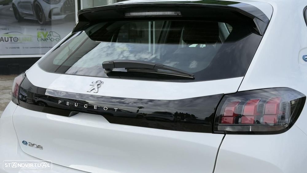 Peugeot e-208 50 kWh Active Pack - 28
