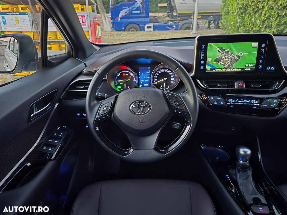 Toyota C-HR Lounge - 5