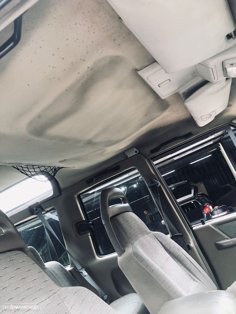 Land Rover Discovery 2.5 TDi - 10