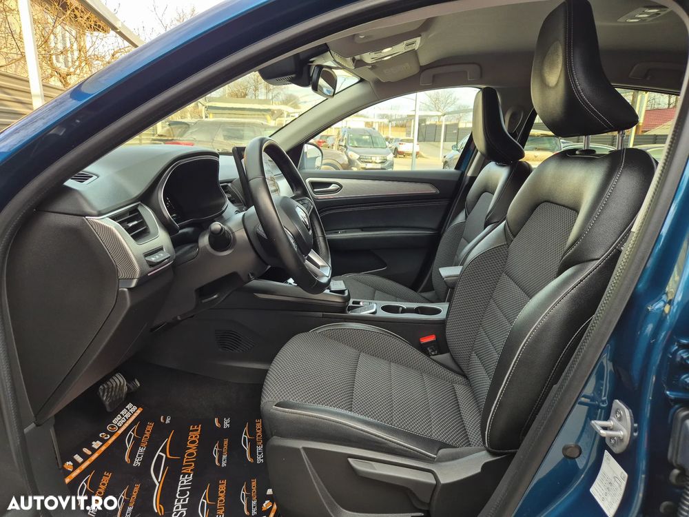 Renault Arkana E-TECH 145 Evolution - 10