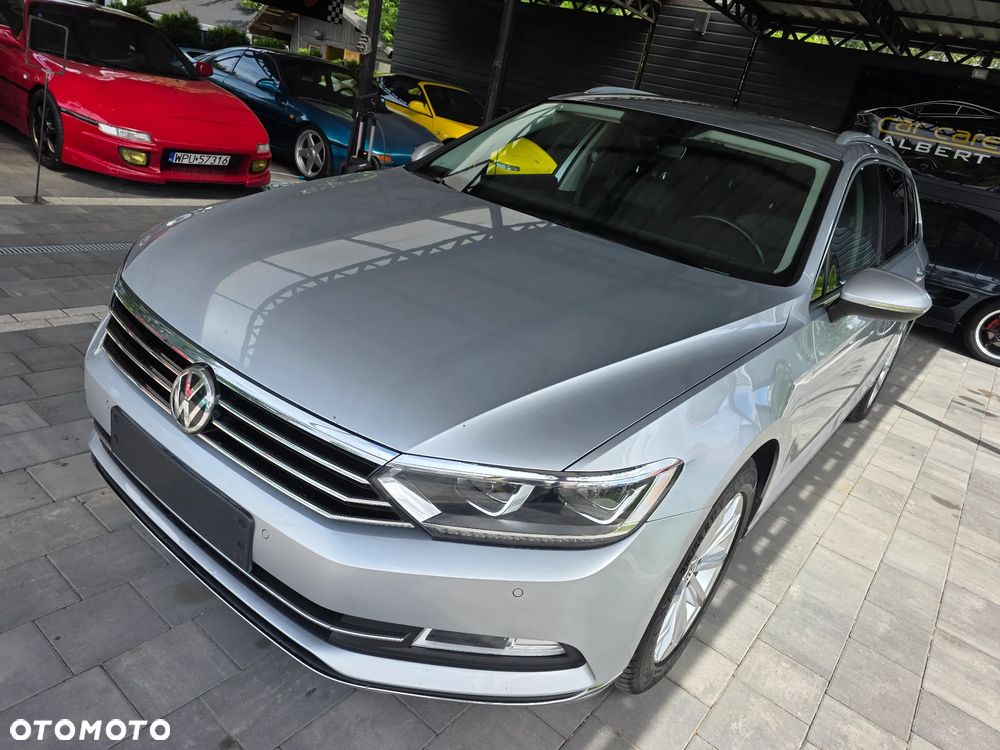 Volkswagen Passat - 2