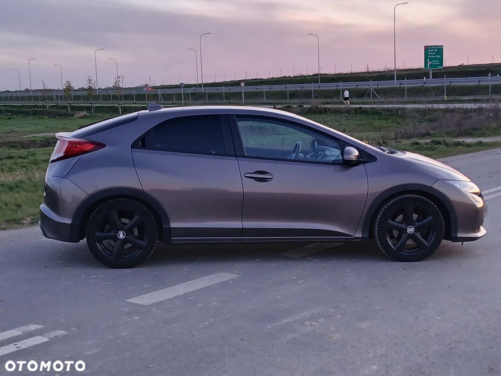 Honda Civic 1.8 Sport - 2