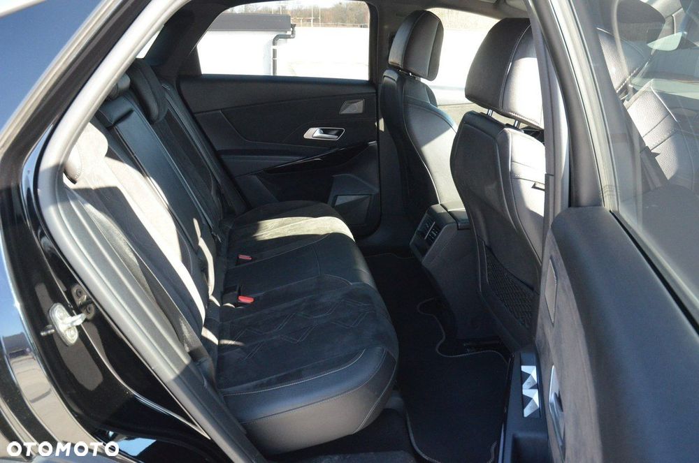 DS Automobiles DS 7 Crossback 2.0 BlueHDi Performance Line + - 32