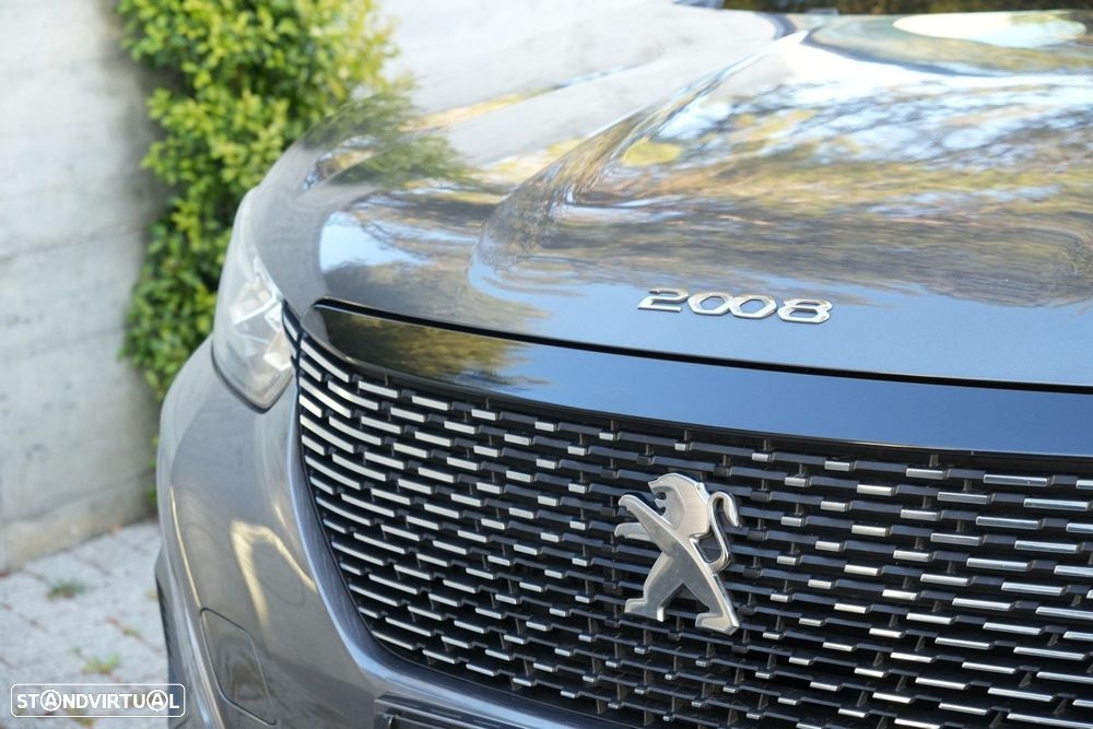 Peugeot 2008 1.2 PureTech Allure Pack - 30