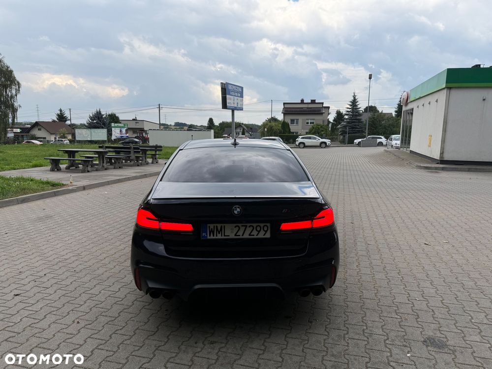 BMW Seria 5 M550i xDrive sport - 3