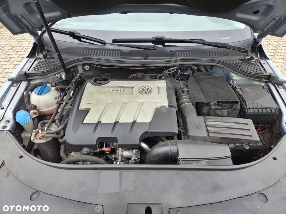 Volkswagen Passat CC 2.0 Blue TDI - 15