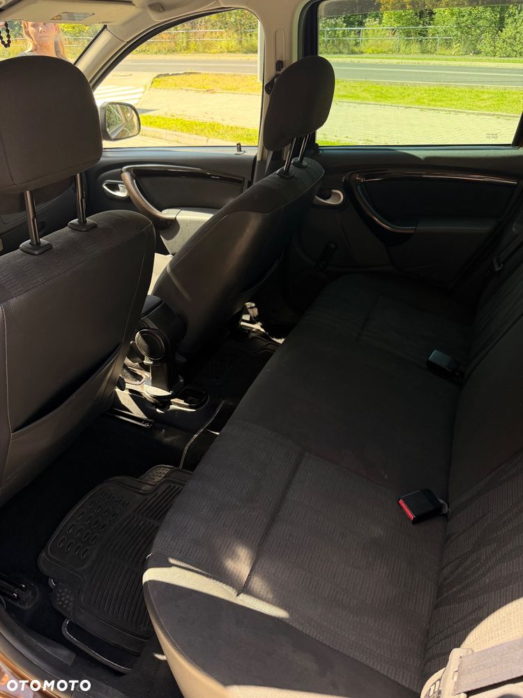 Dacia Duster 1.6 Euro5 - 10
