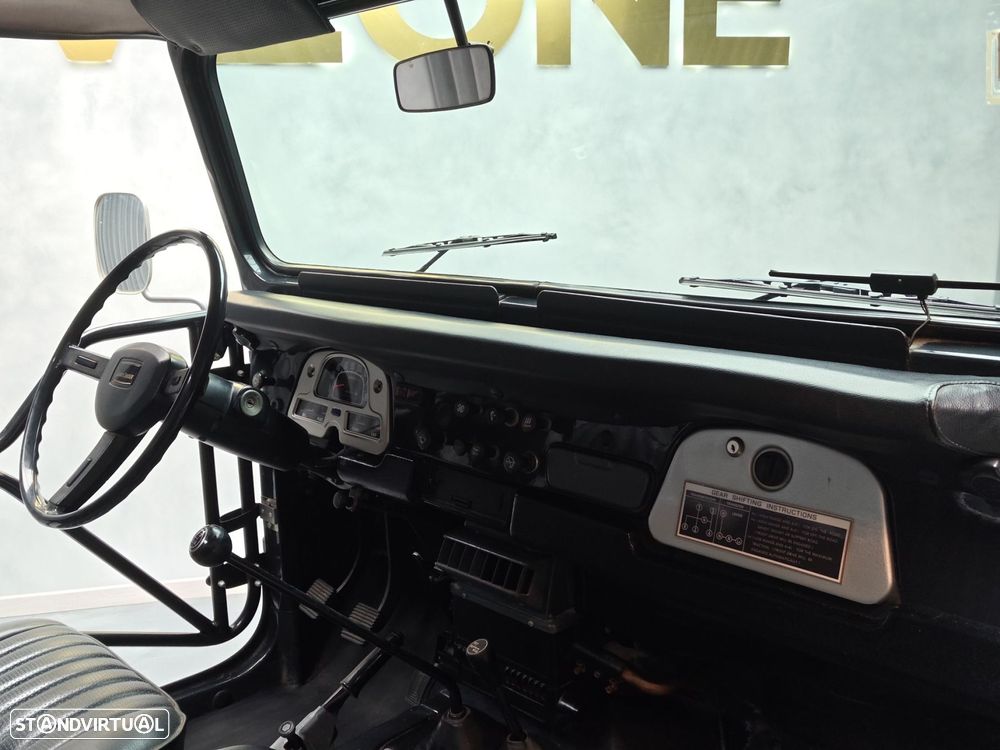 Toyota Land Cruiser - 8