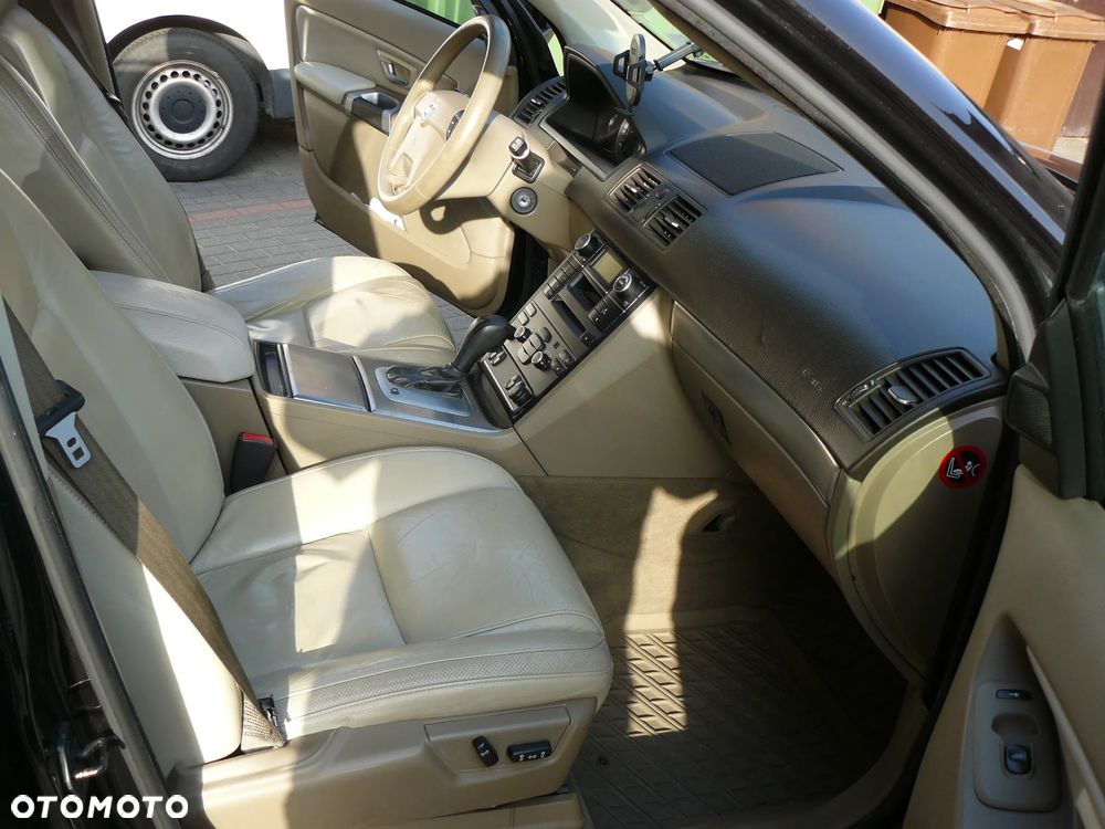 Volvo XC 90 - 7