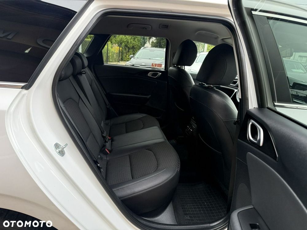 Kia Ceed 1.4 T-GDI L Business Line Plus DCT - 28