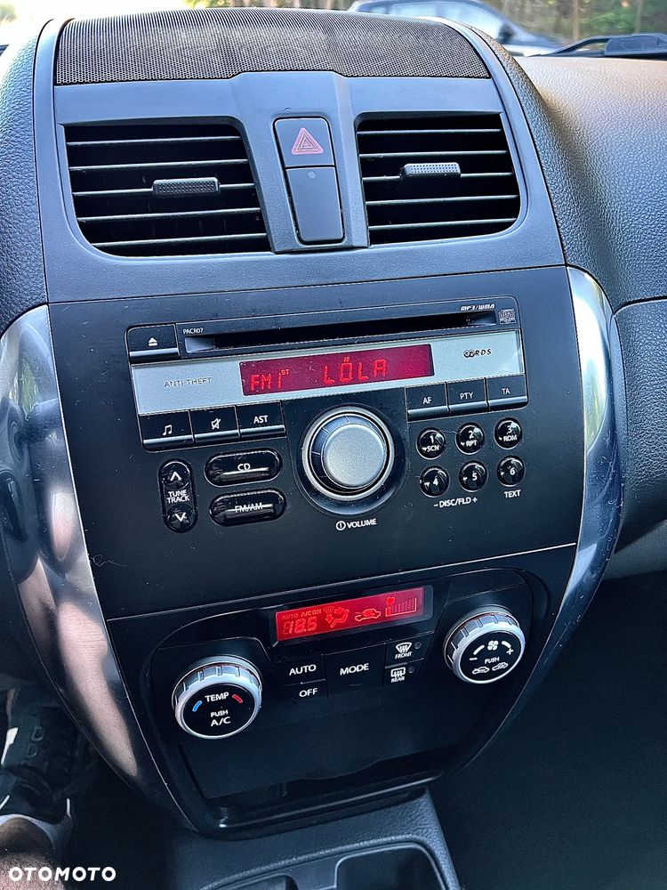 Suzuki SX4 - 11