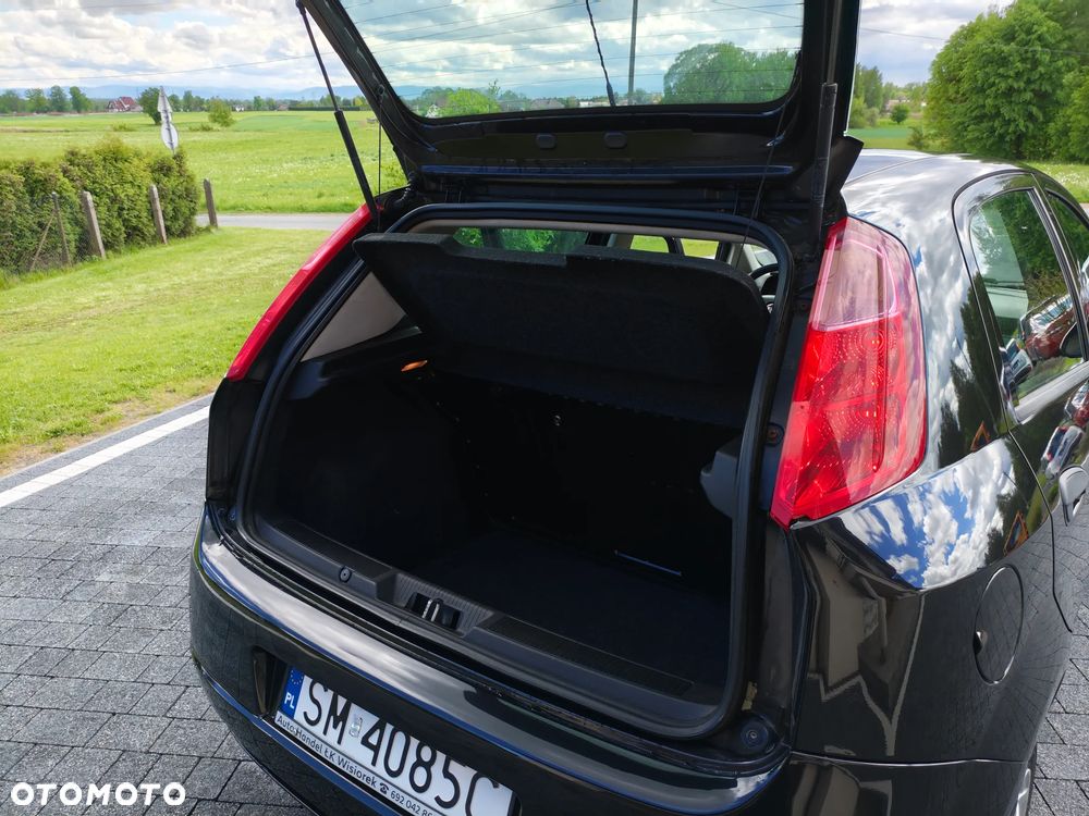 Fiat Grande Punto 1.4 8V Feel - 23