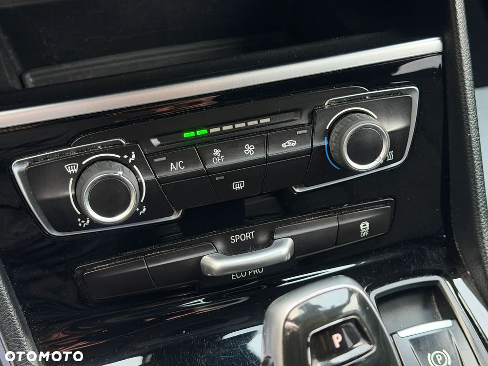 BMW Seria 2 218i GPF - 21