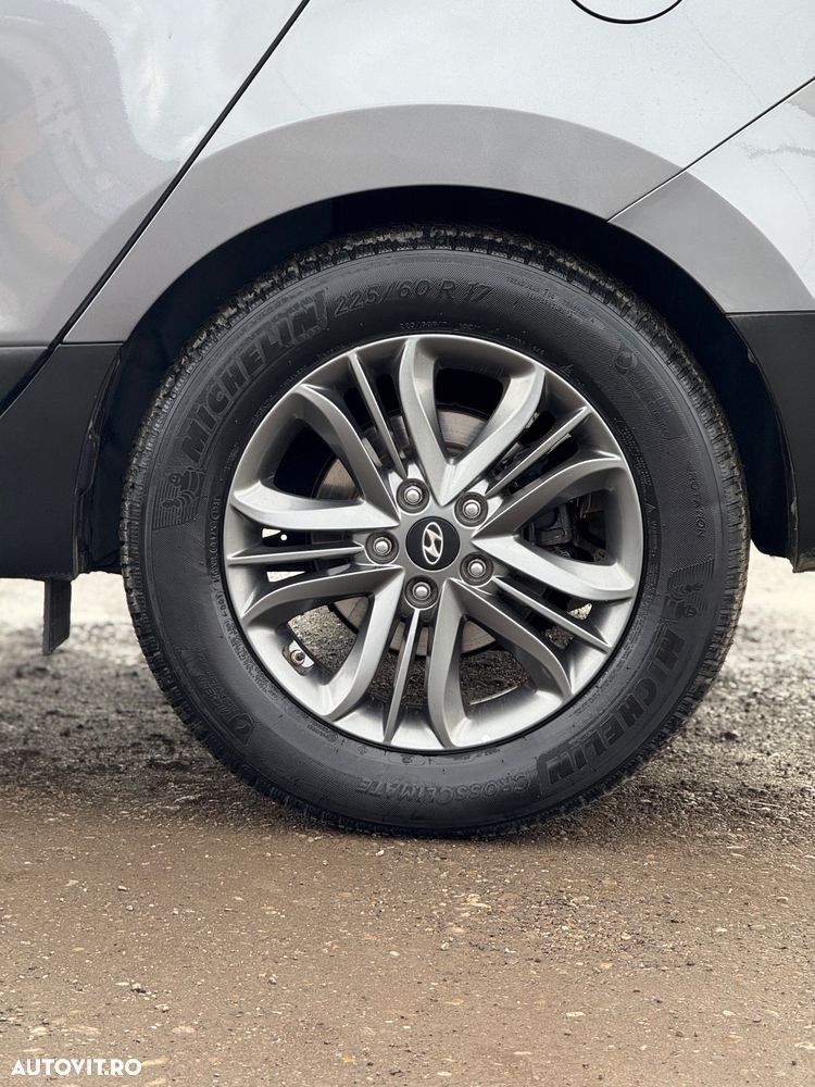 Hyundai ix35 2.0 CRDI 4WD Style - 19