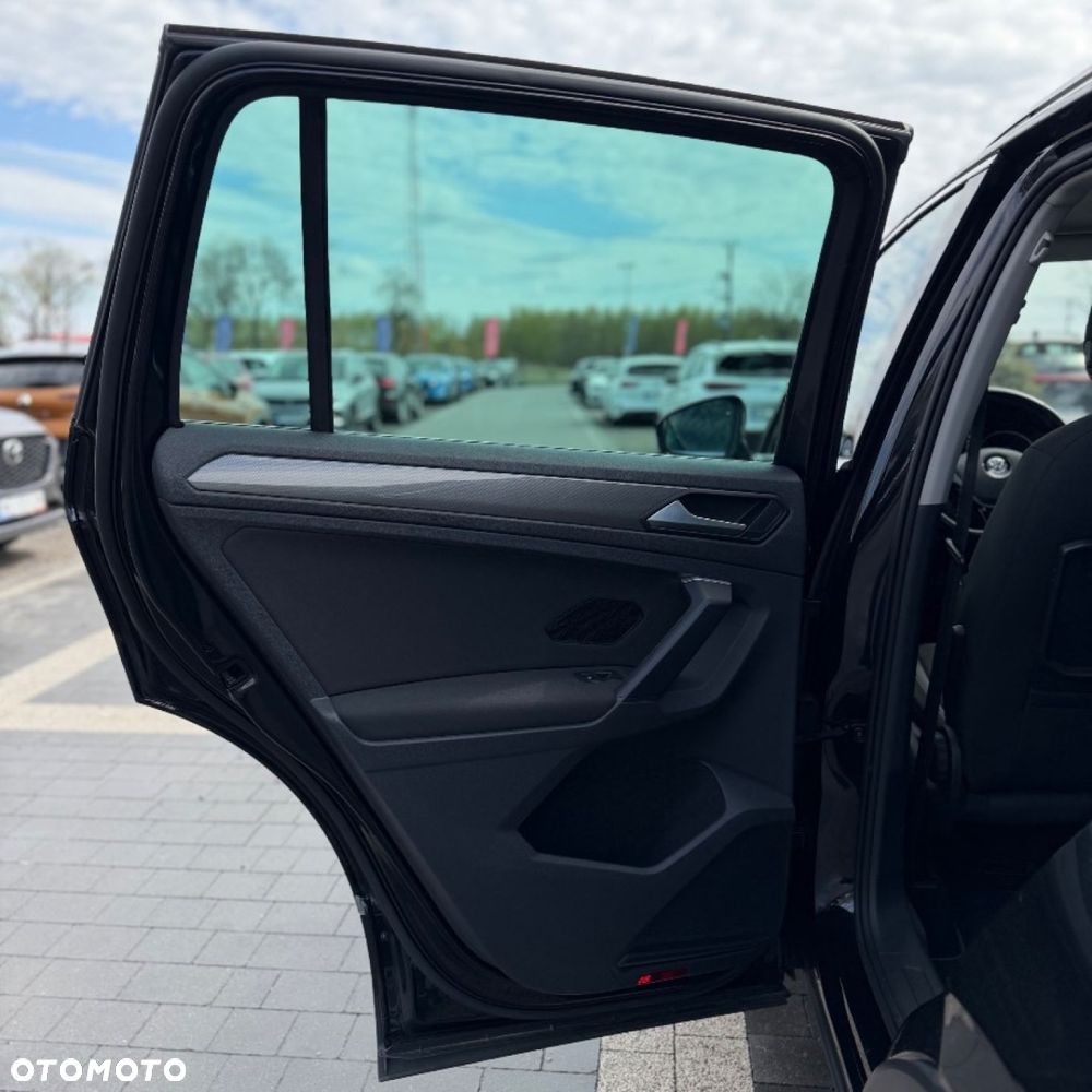 Volkswagen Tiguan - 20