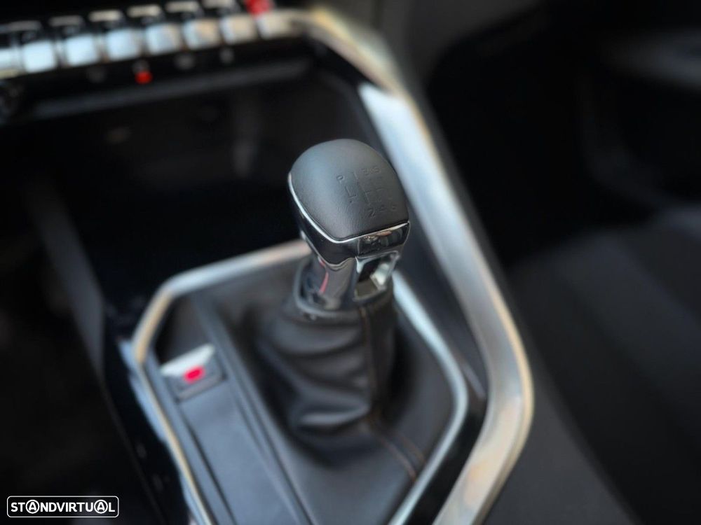 Peugeot 3008 1.5 BlueHDi Active - 21