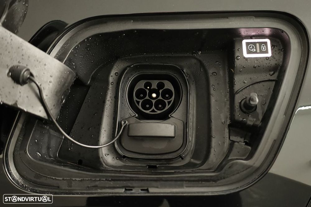 Peugeot e-2008 50 kWh GT - 7