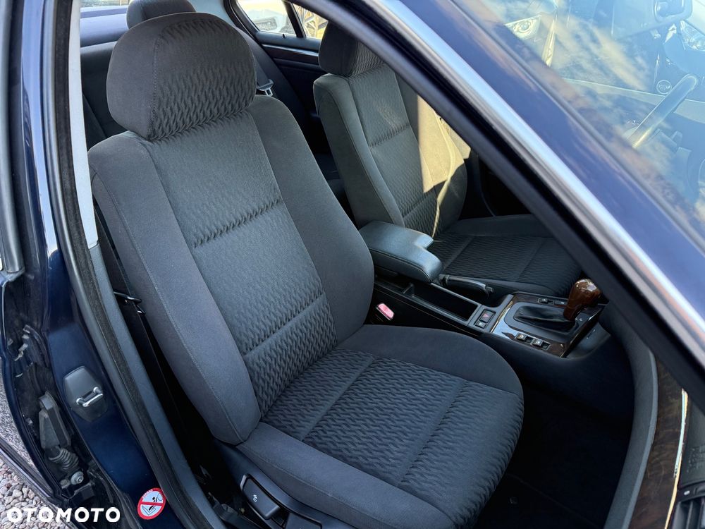 BMW Seria 3 - 24