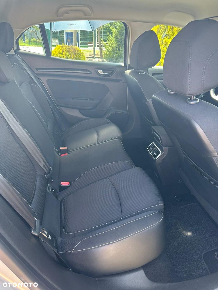 Renault Megane ENERGY TCe 100 LIFE - 21