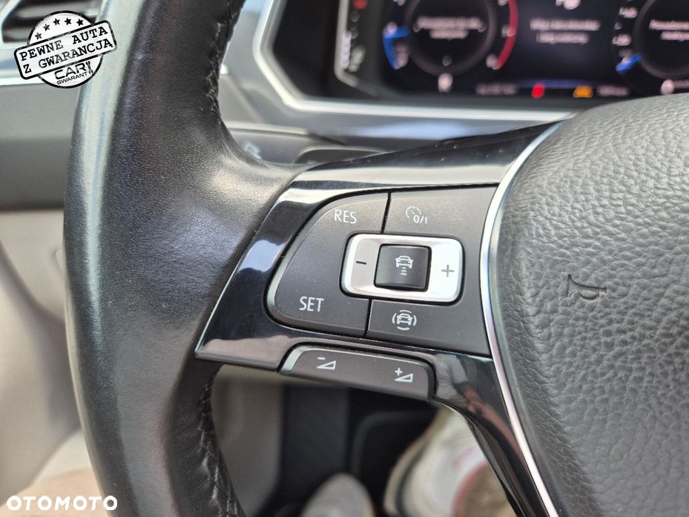 Volkswagen Tiguan - 26