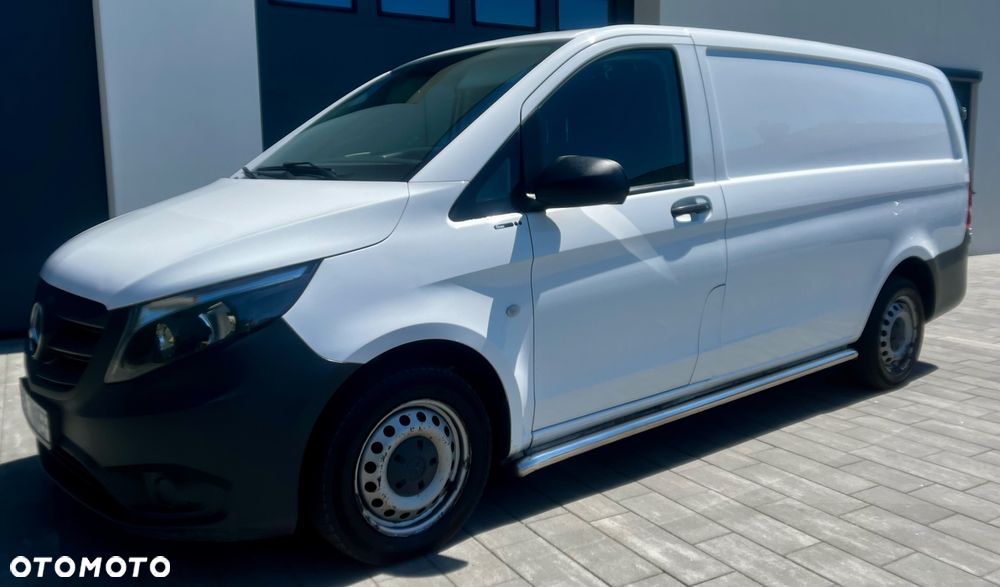 Mercedes-Benz Vito 111 - 1