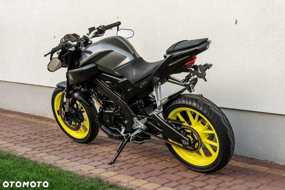 Yamaha MT - 5