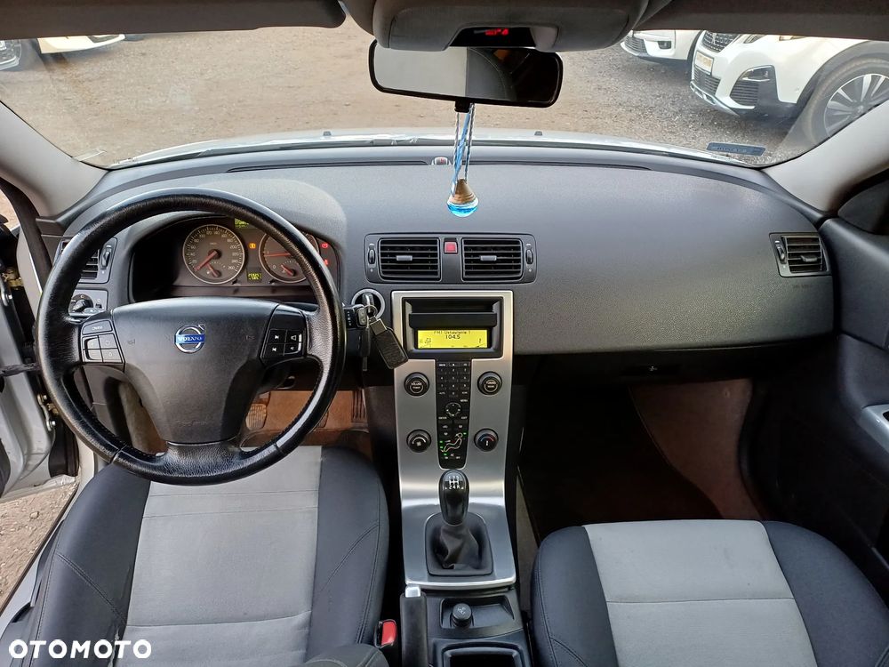 Volvo C30 1.6D DRIVe Momentum - 22