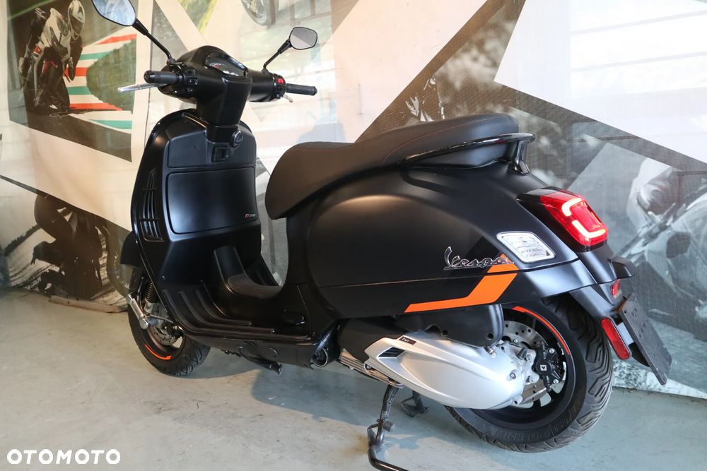 Piaggio Vespa - 7