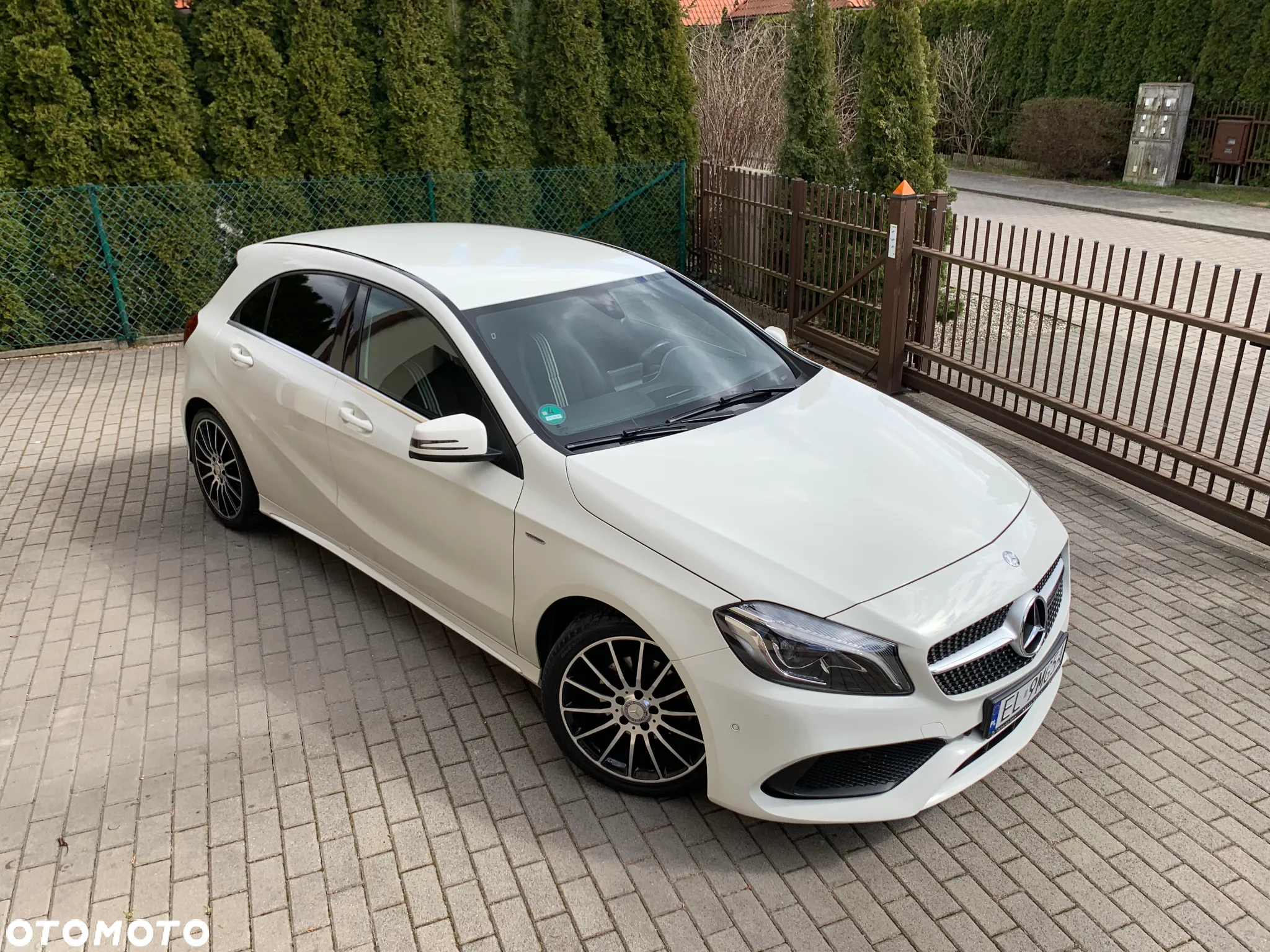 Mercedes-Benz Klasa A 180 7G-DCT AMG Line - 8